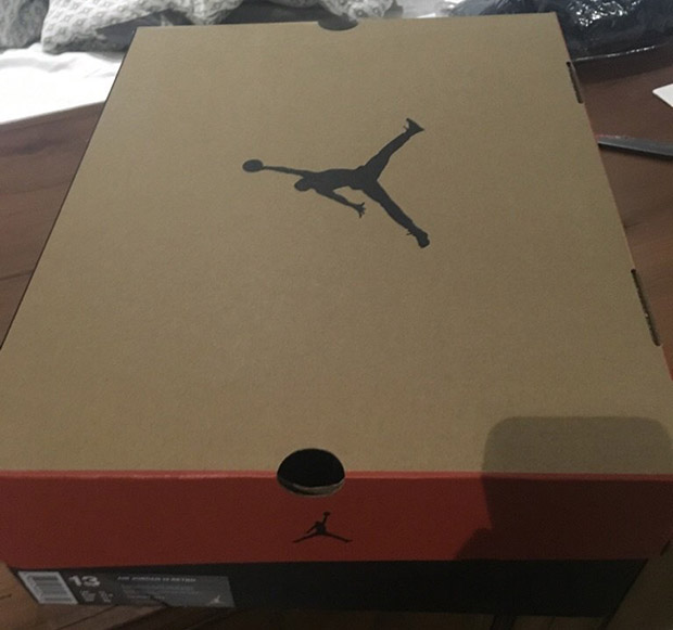 air-jordan-12-remasterd-box-2