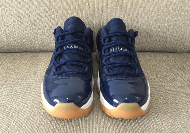 air-jordan-11-low-navy-gum-detailed-look-3